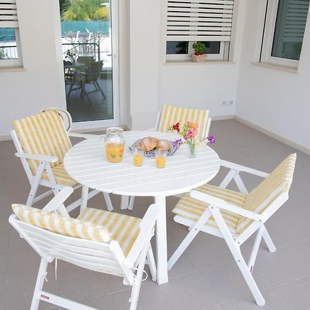 מרינה די רגוזה Villa Ravanica מראה חיצוני תמונה